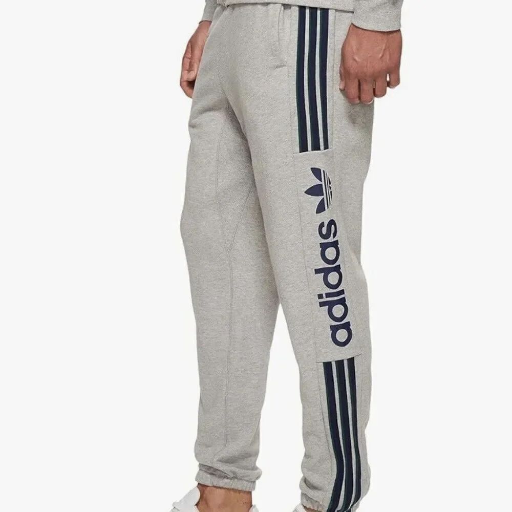 NWT SZ S adidas Skateboarding Quarzo Fleece Track Pants Jogger Gray 3 Stripes